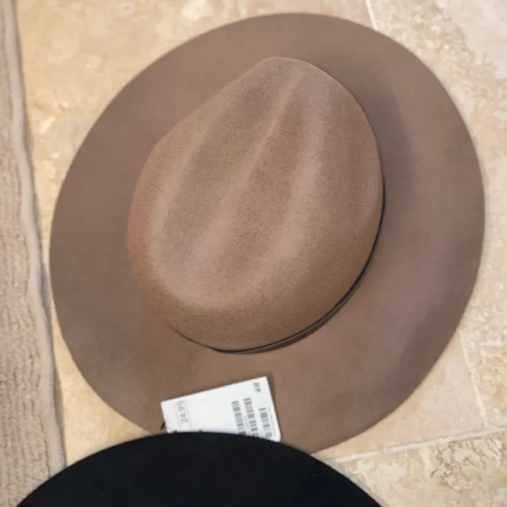 H&M Hats